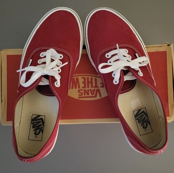 Vans - Picture 5 of 5